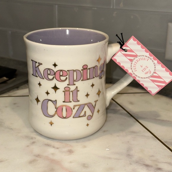 ✨NWT✨ Peppermint & Pine Ceramic Keeping it Cozy Mug - Picture 3 of 6